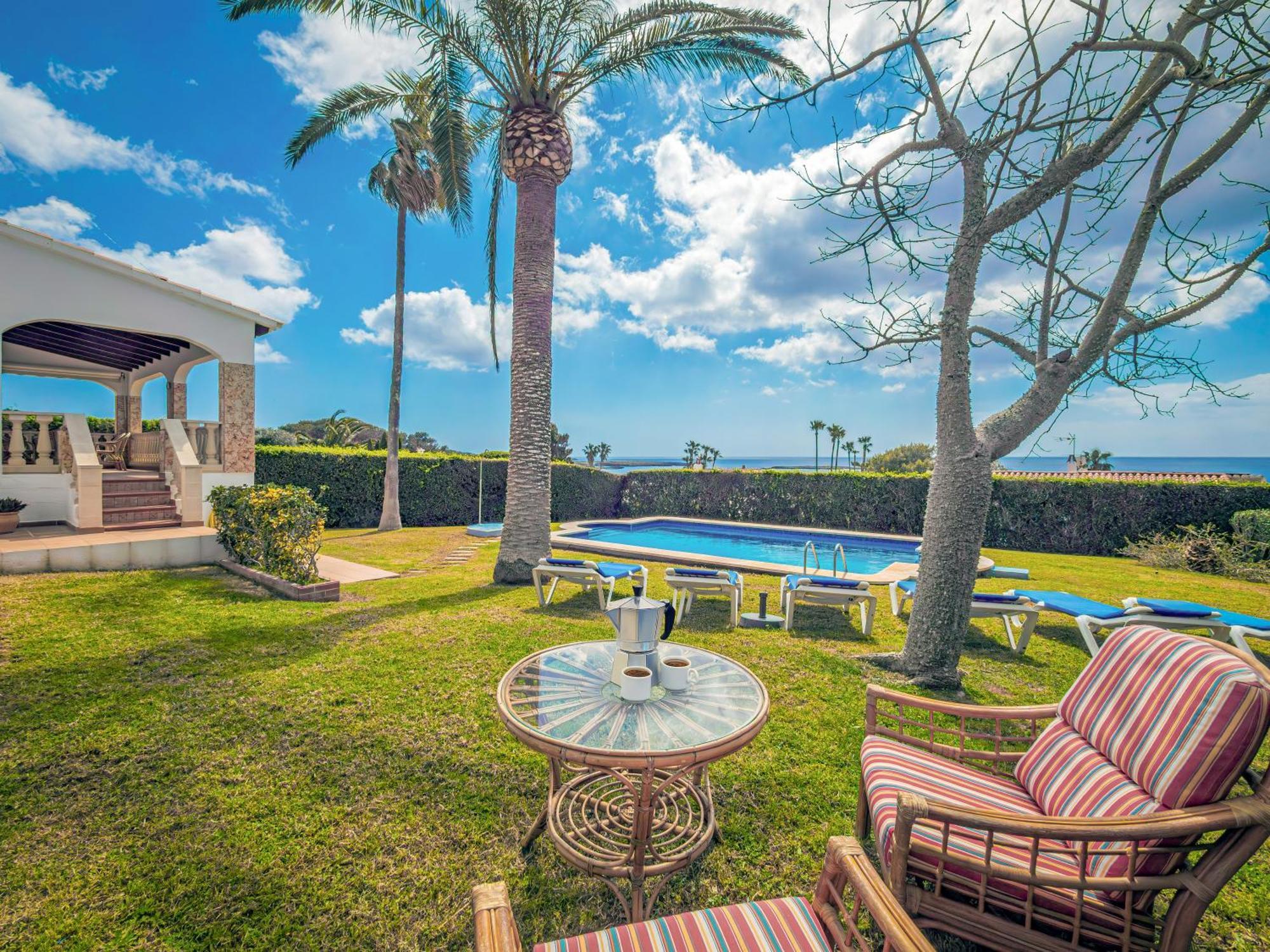 Villa Sur Binisafua Экстерьер фото